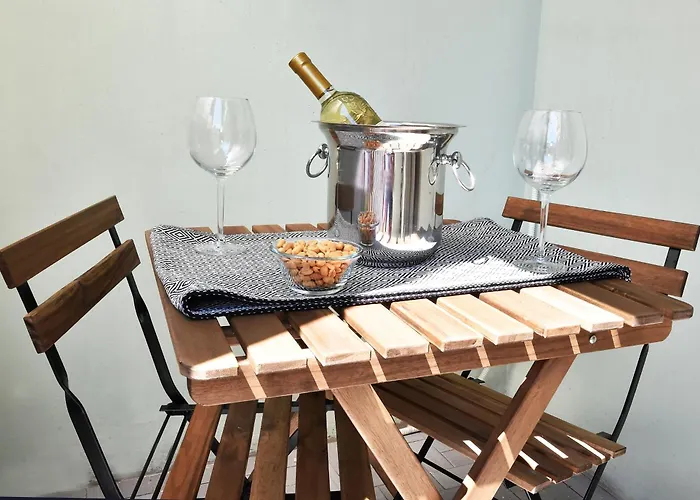 B&B only: Maschio Angioino Suite